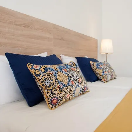 Turisticos Sollagos Apartment